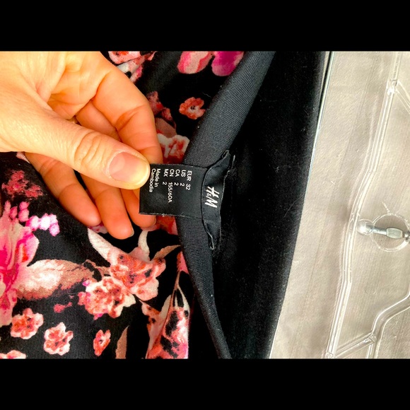 H&M A-line mini skirt - Picture 4 of 4